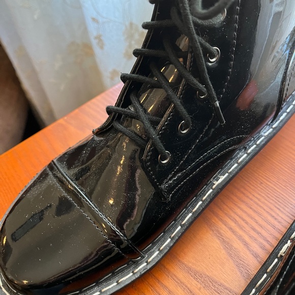 Fuel black patent (man-made) combat boots - NWOT - Picture 3 of 10